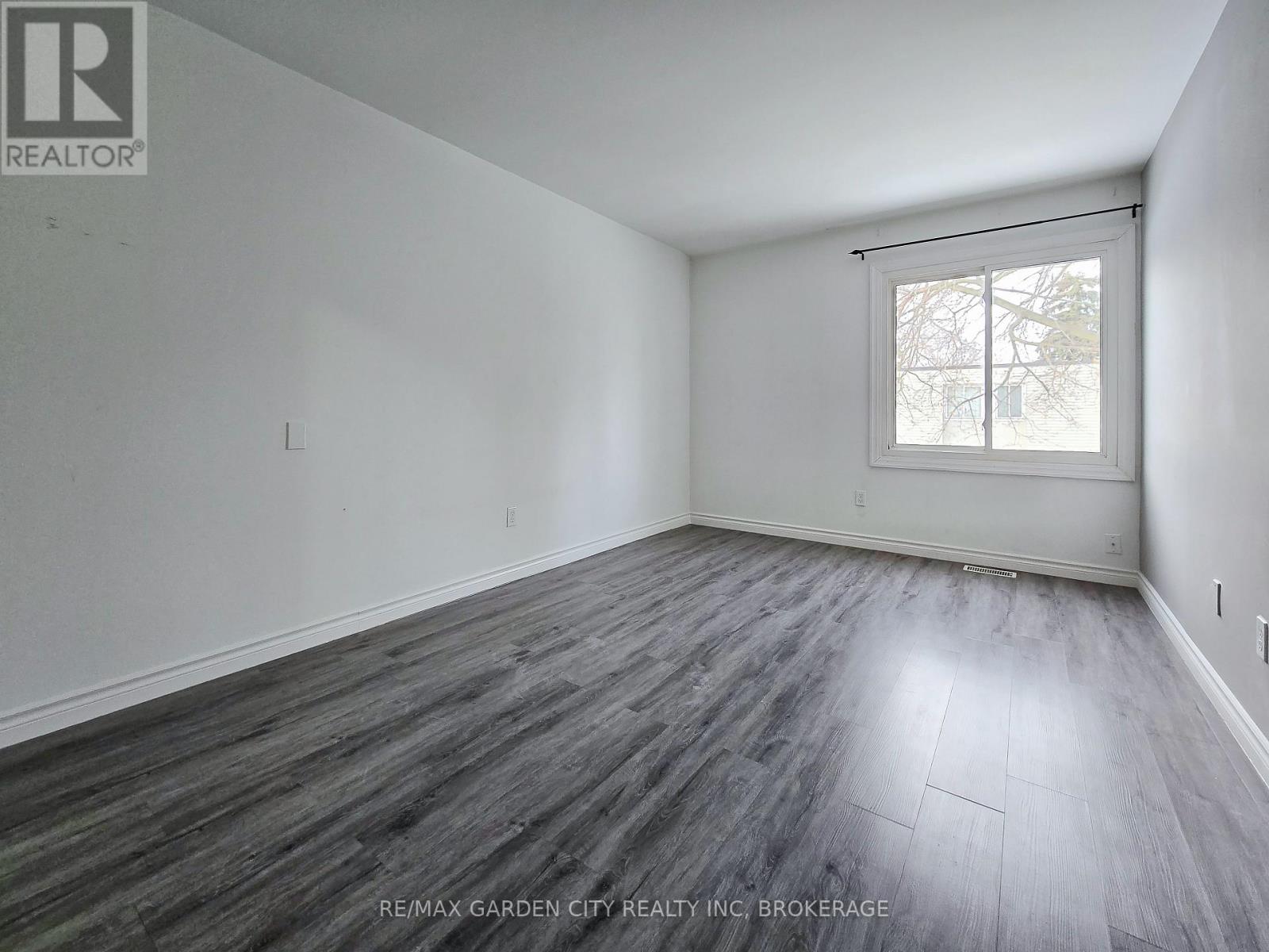 176-17 Old Pine Trail, St. Catharines, Ontario  L2M 6P9 - Photo 14 - X12806024