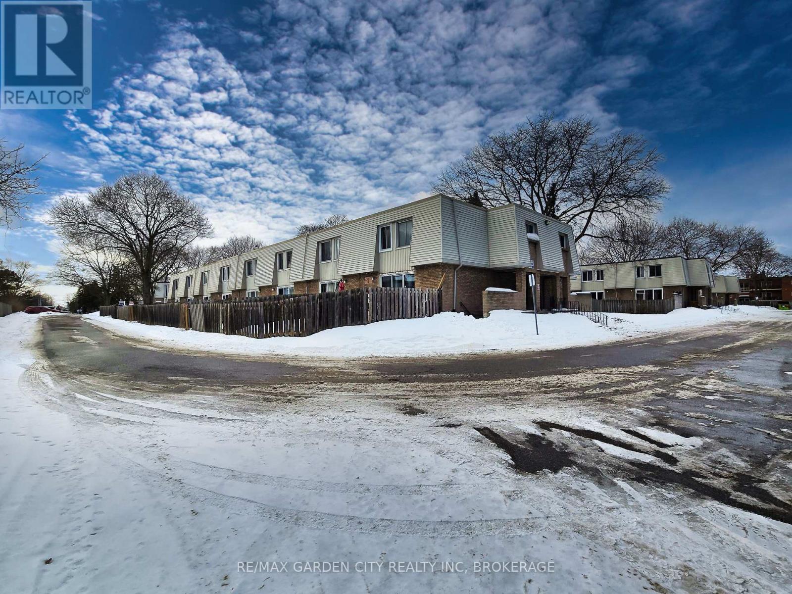 176-17 Old Pine Trail, St. Catharines, Ontario  L2M 6P9 - Photo 18 - X12806024