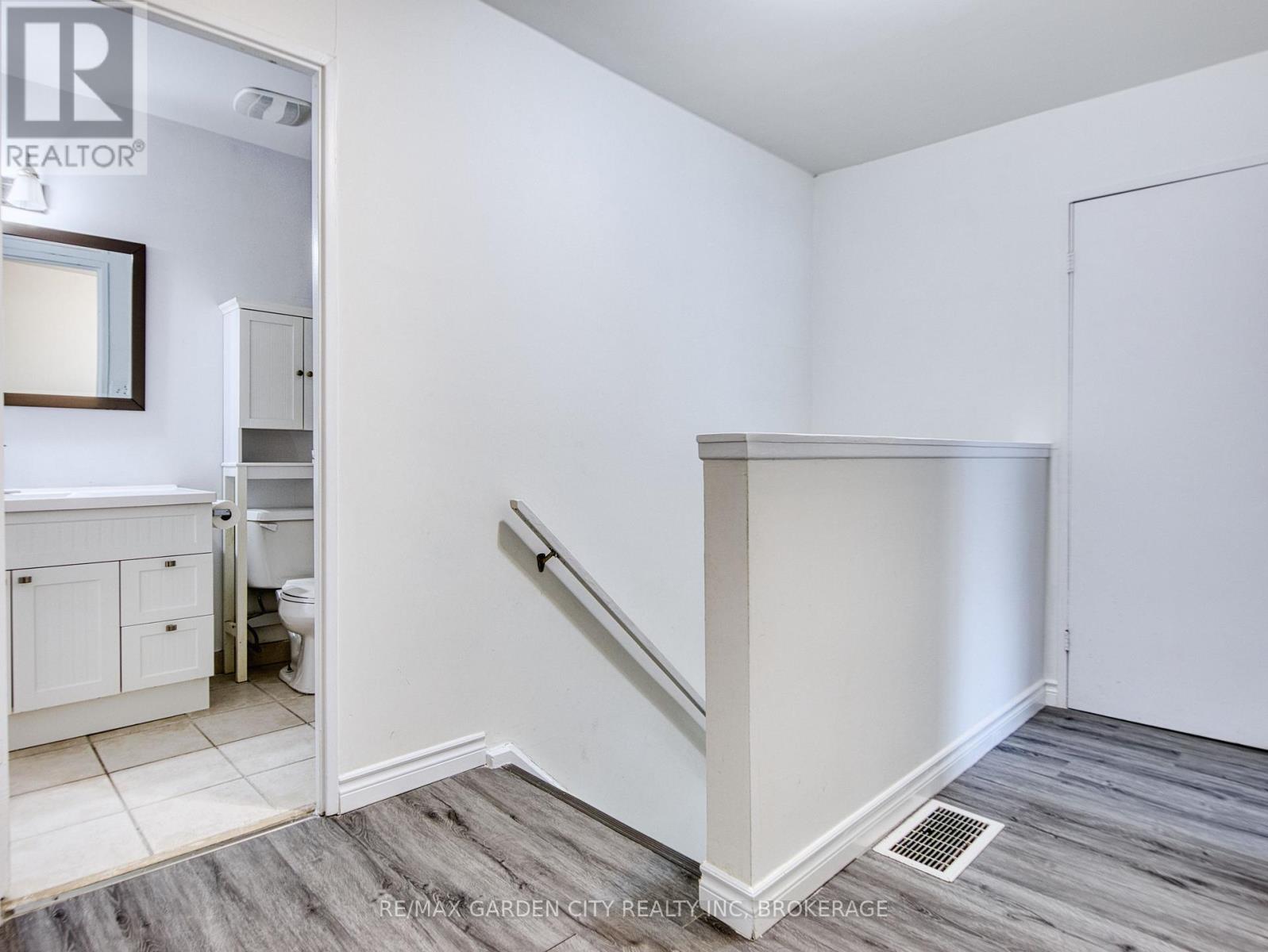 176-17 Old Pine Trail, St. Catharines, Ontario  L2M 6P9 - Photo 8 - X12806024