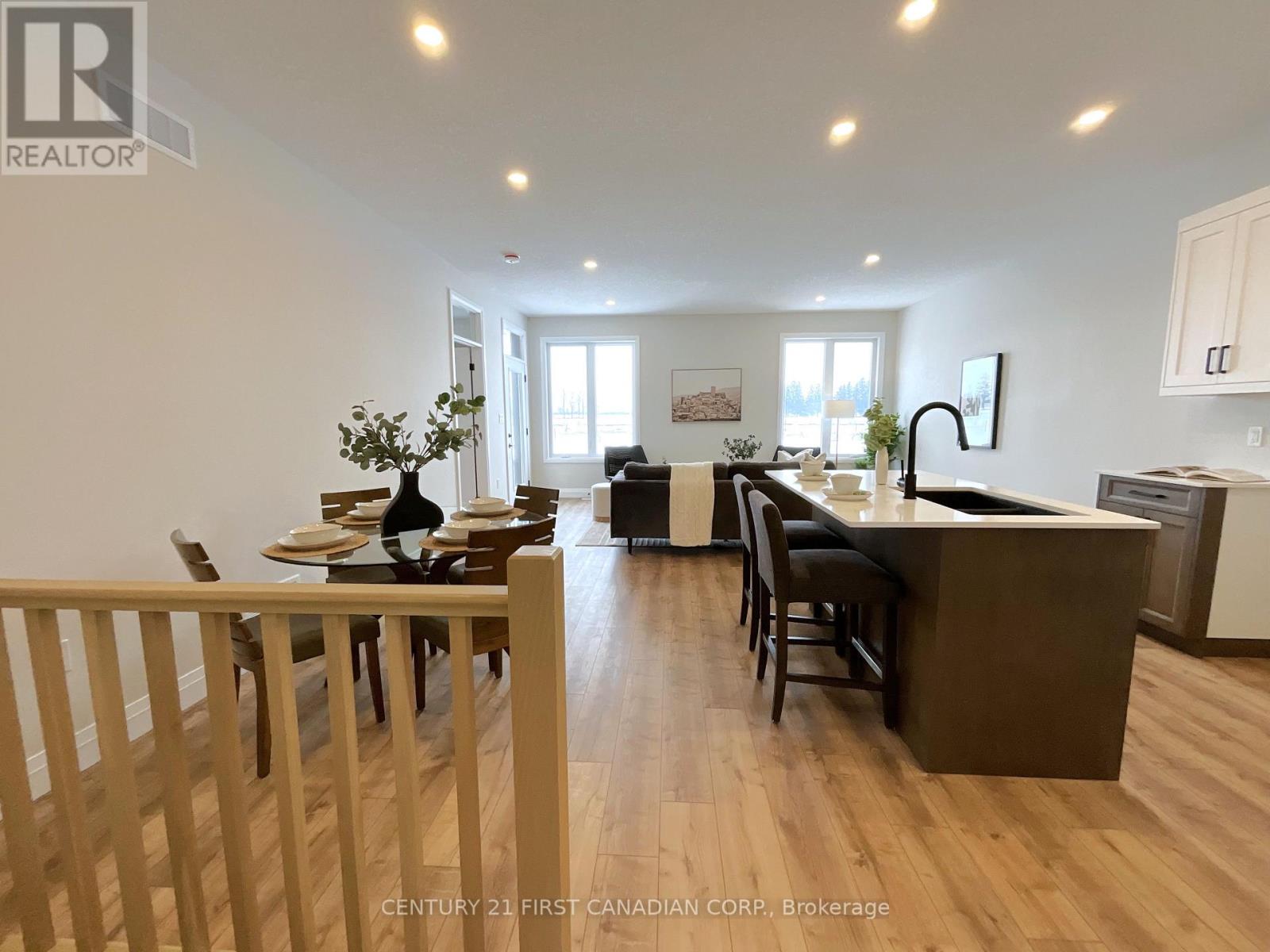 56 Postma Crescent, North Middlesex, Ontario  N0M 1A0 - Photo 11 - X12474821