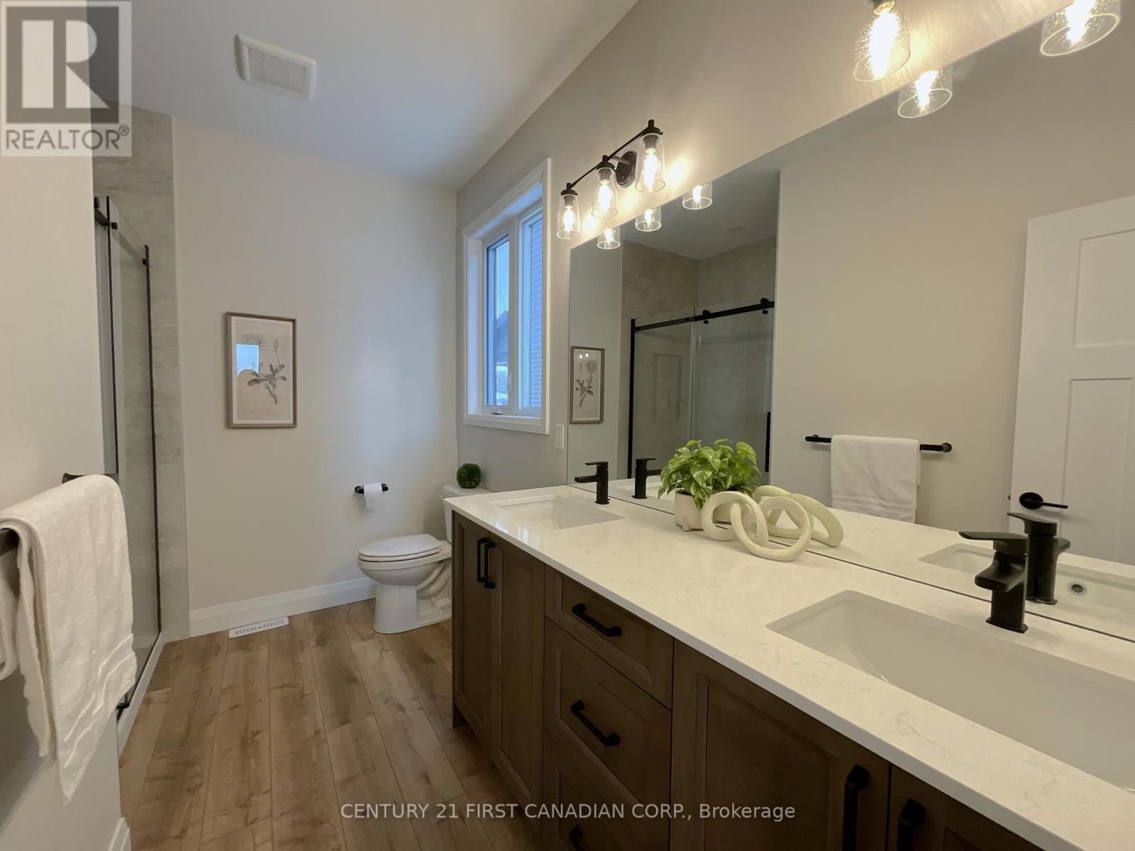 56 Postma Crescent, North Middlesex, Ontario  N0M 1A0 - Photo 24 - X12474821