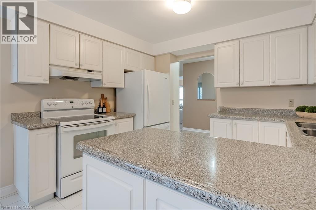 2190 Lakeshore Road Unit# 205, Burlington, Ontario  L7R 4K1 - Photo 6 - 40804299