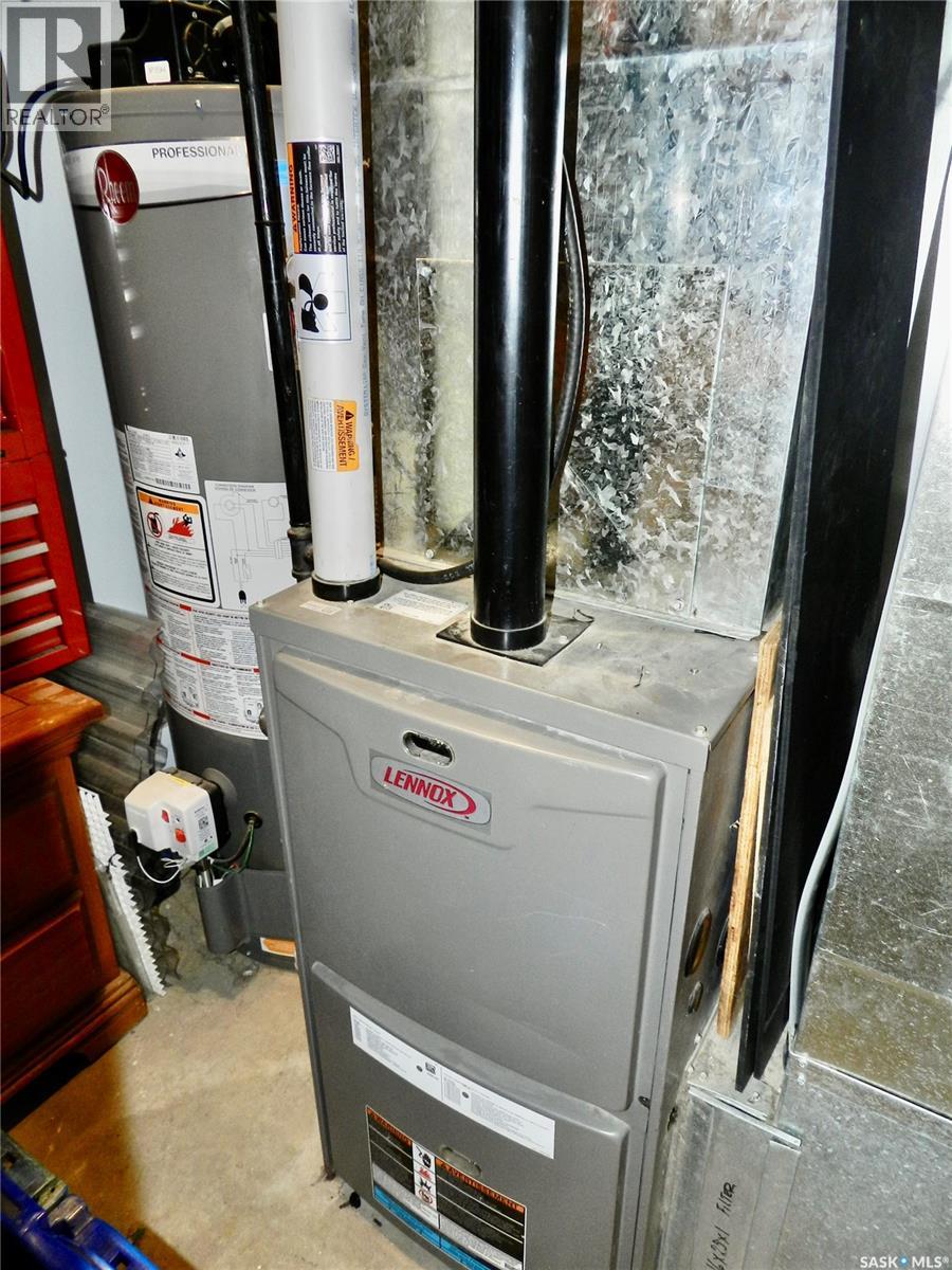 907 Ominica Street E, Moose Jaw, Saskatchewan  S6H 0J1 - Photo 21 - SK019775