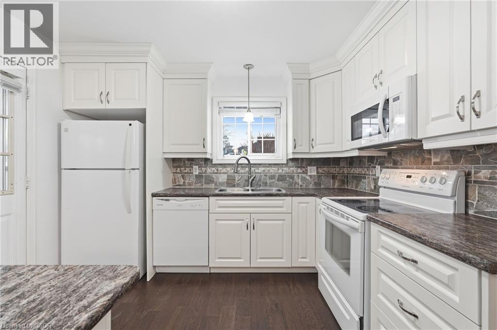 360 Silverbirch Boulevard, Glanbrook, Ontario  L0R 1W0 - Photo 6 - 40805695