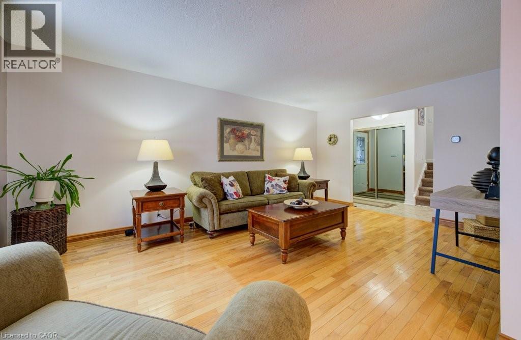 27 Erinbrook Drive, Kitchener, Ontario  N2E 2V8 - Photo 6 - 40806196