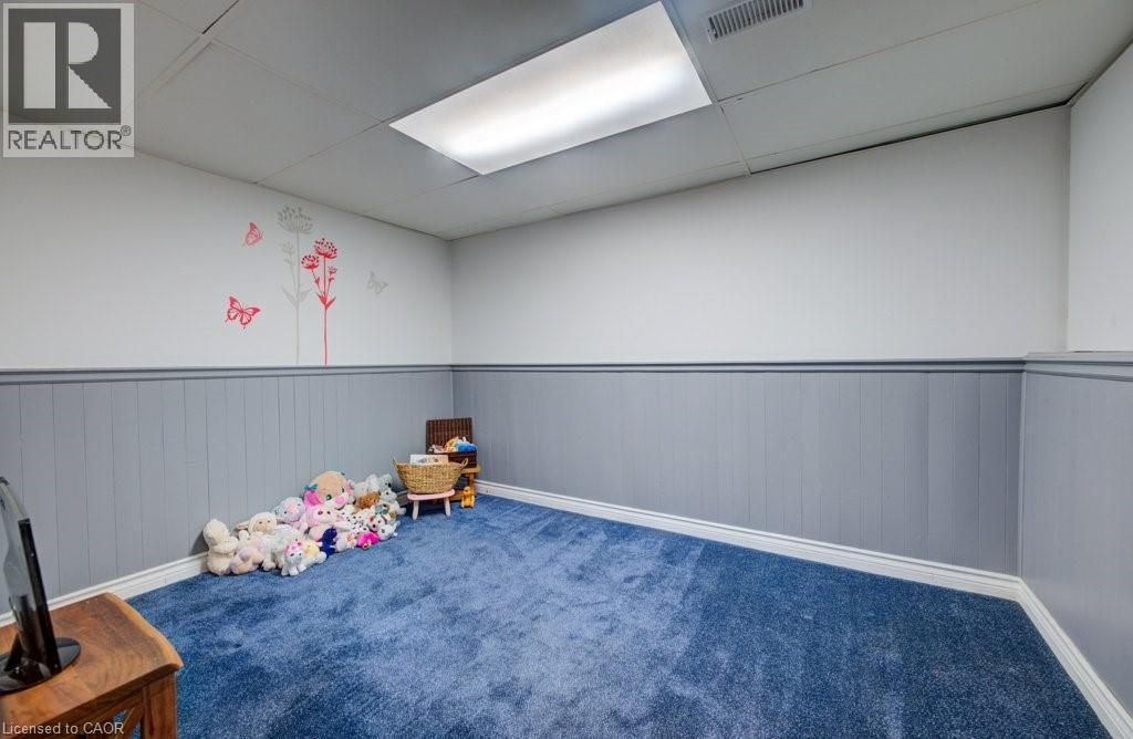 27 Erinbrook Drive, Kitchener, Ontario  N2E 2V8 - Photo 27 - 40806196