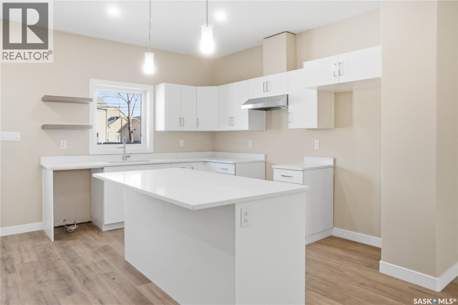 855 Elliott Street, Regina, Saskatchewan  S4N 3E3 - Photo 8 - SK028876