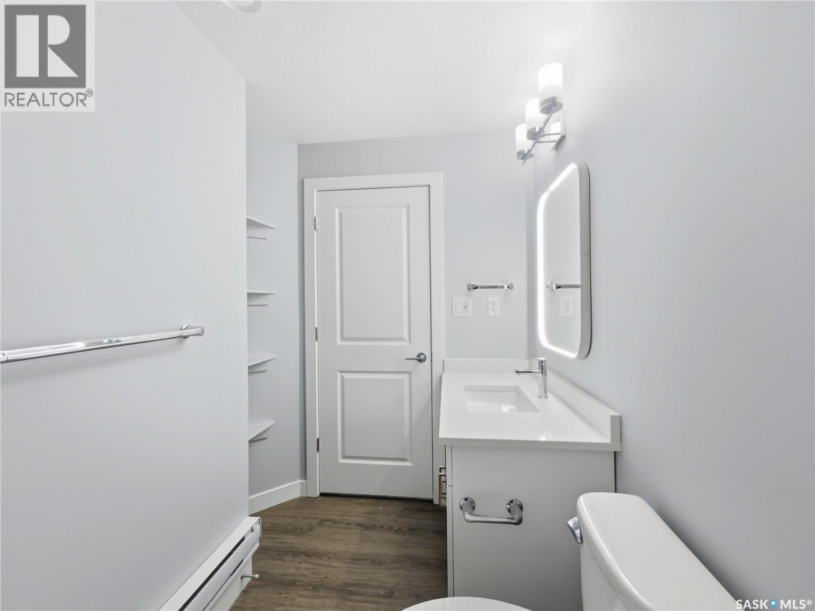 857 Elliott Street, Regina, Saskatchewan  S4N 3E3 - Photo 36 - SK028877