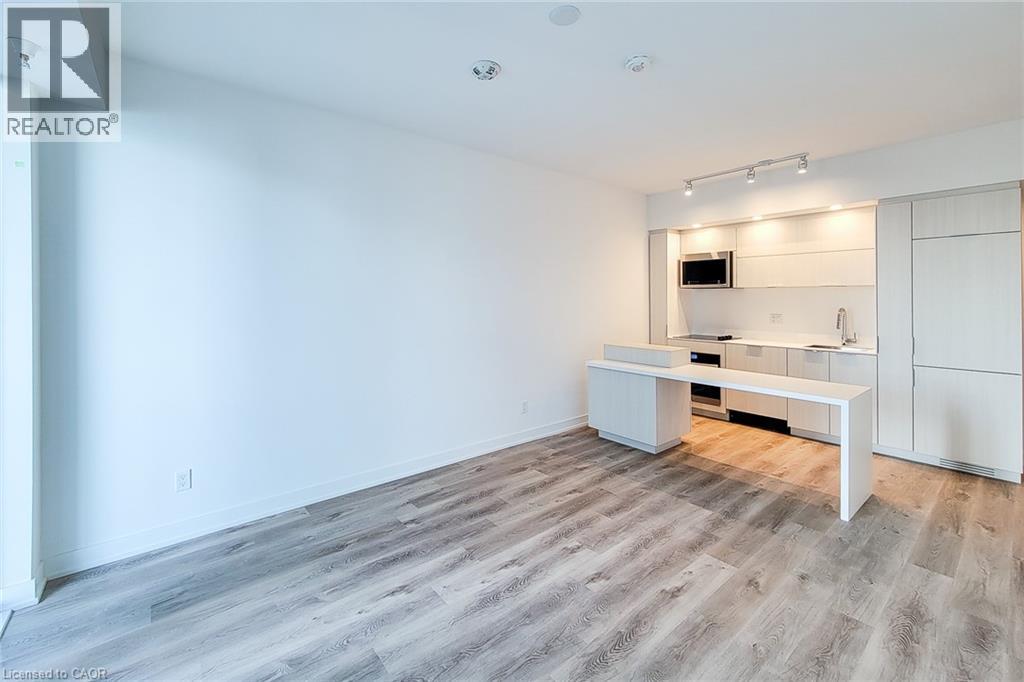 370 Martha Street Unit# 909, Burlington, Ontario  L7R 0G9 - Photo 3 - 40806516