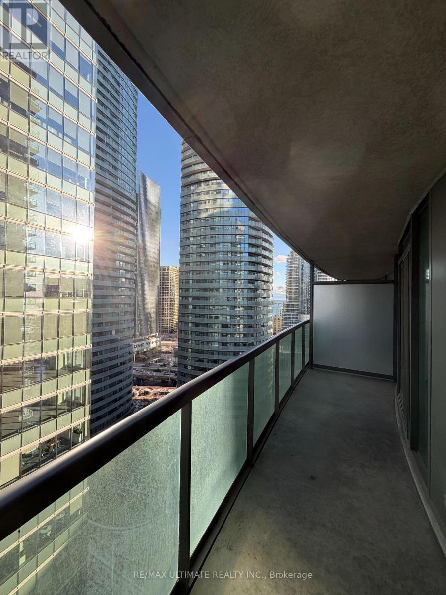 2108 - 30 Grand Trunk Crescent, Toronto, Ontario  M5J 3A4 - Photo 7 - C12805914