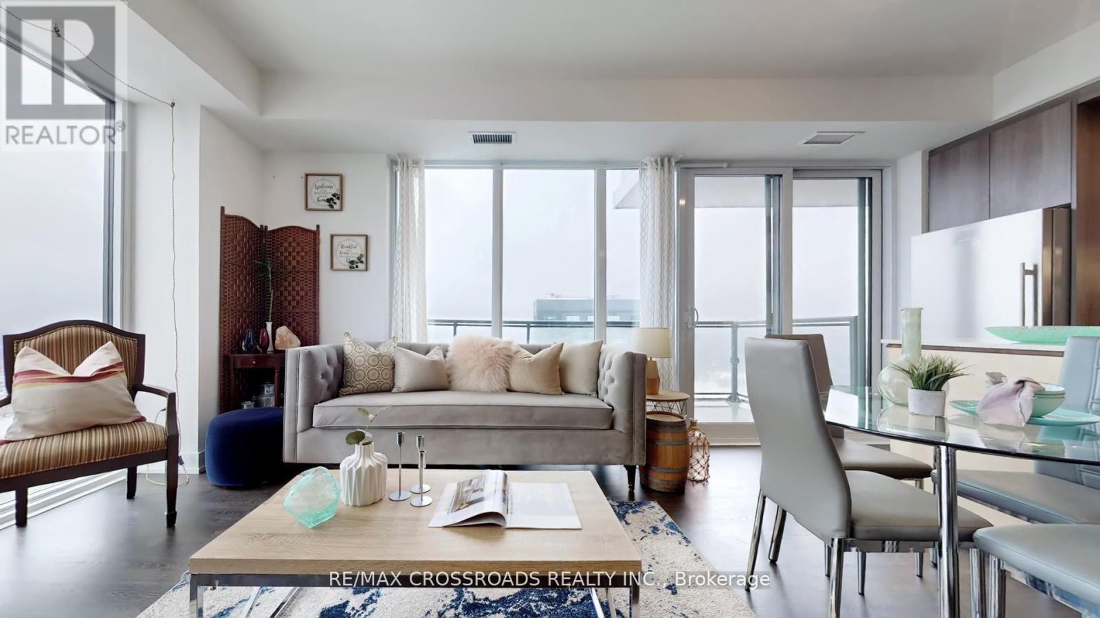 4210 - 30 Inn On The Park Drive, Toronto, Ontario  M3C 0P7 - Photo 9 - C12805938