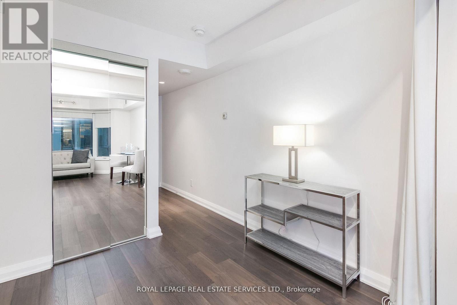 1105 - 155 Yorkville Avenue, Toronto, Ontario  M5R 0B4 - Photo 11 - C12805980