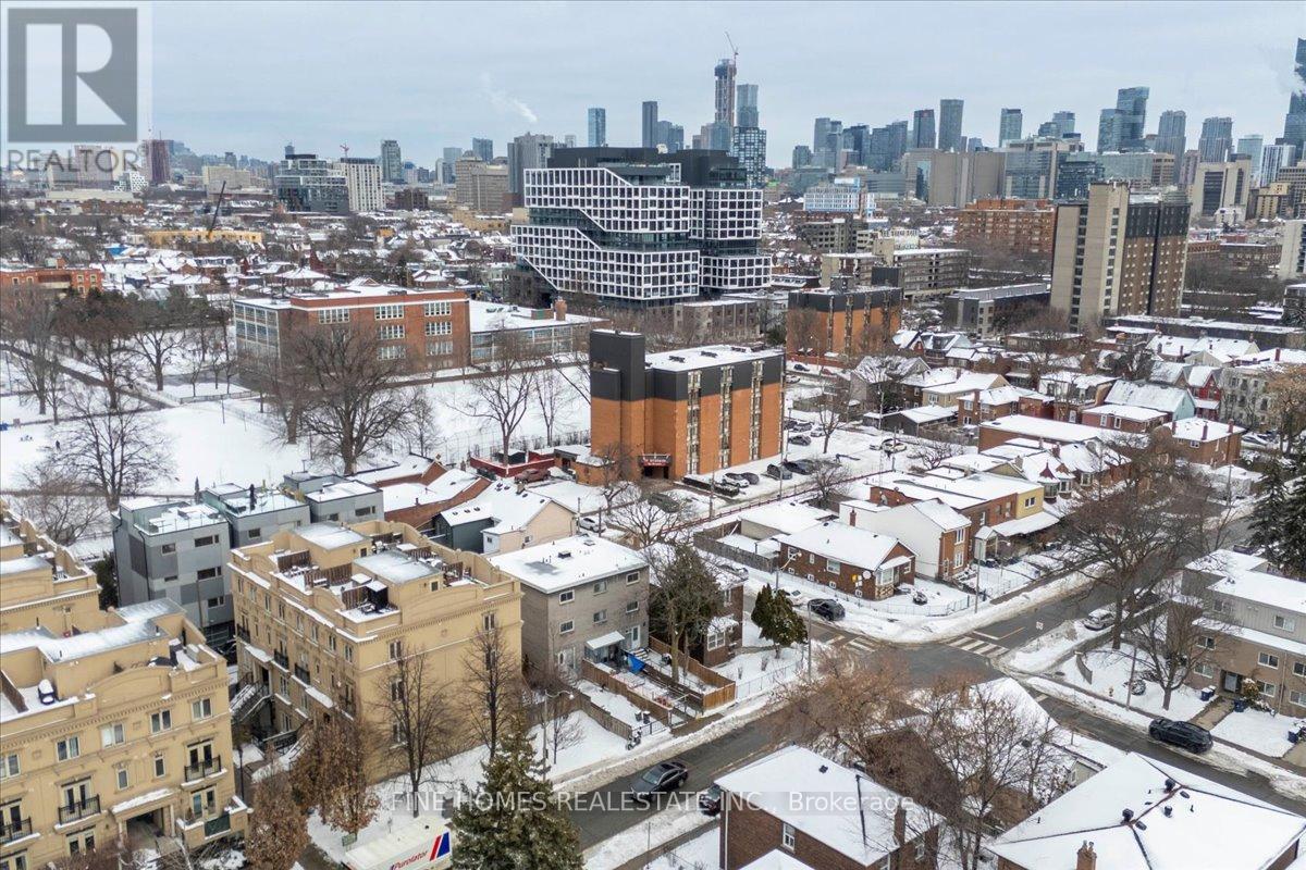 48 Carr Street, Toronto, Ontario  M5T 1B7 - Photo 8 - C12805982