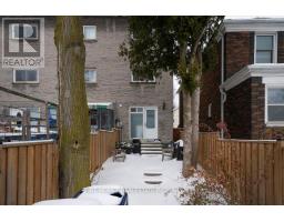 48 CARR STREET, Toronto, Ontario