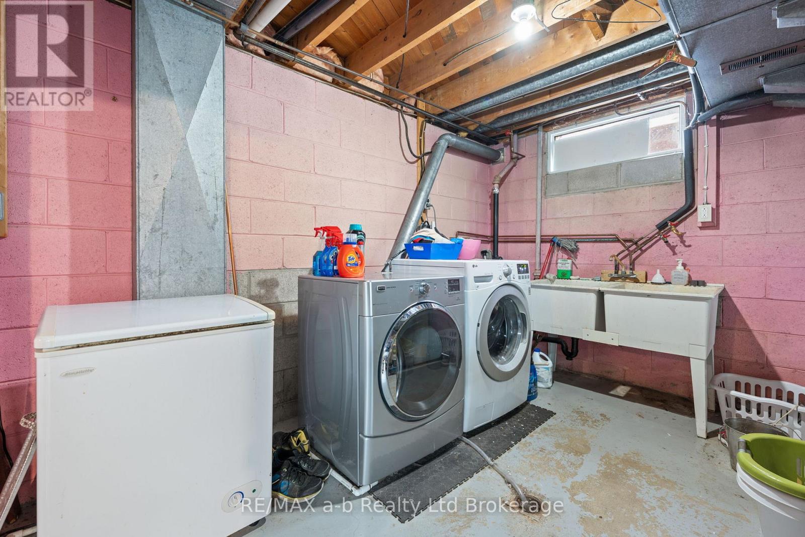 537 Fair Street, Woodstock (Woodstock - North), Ontario  N4S 5V1 - Photo 15 - X12806026