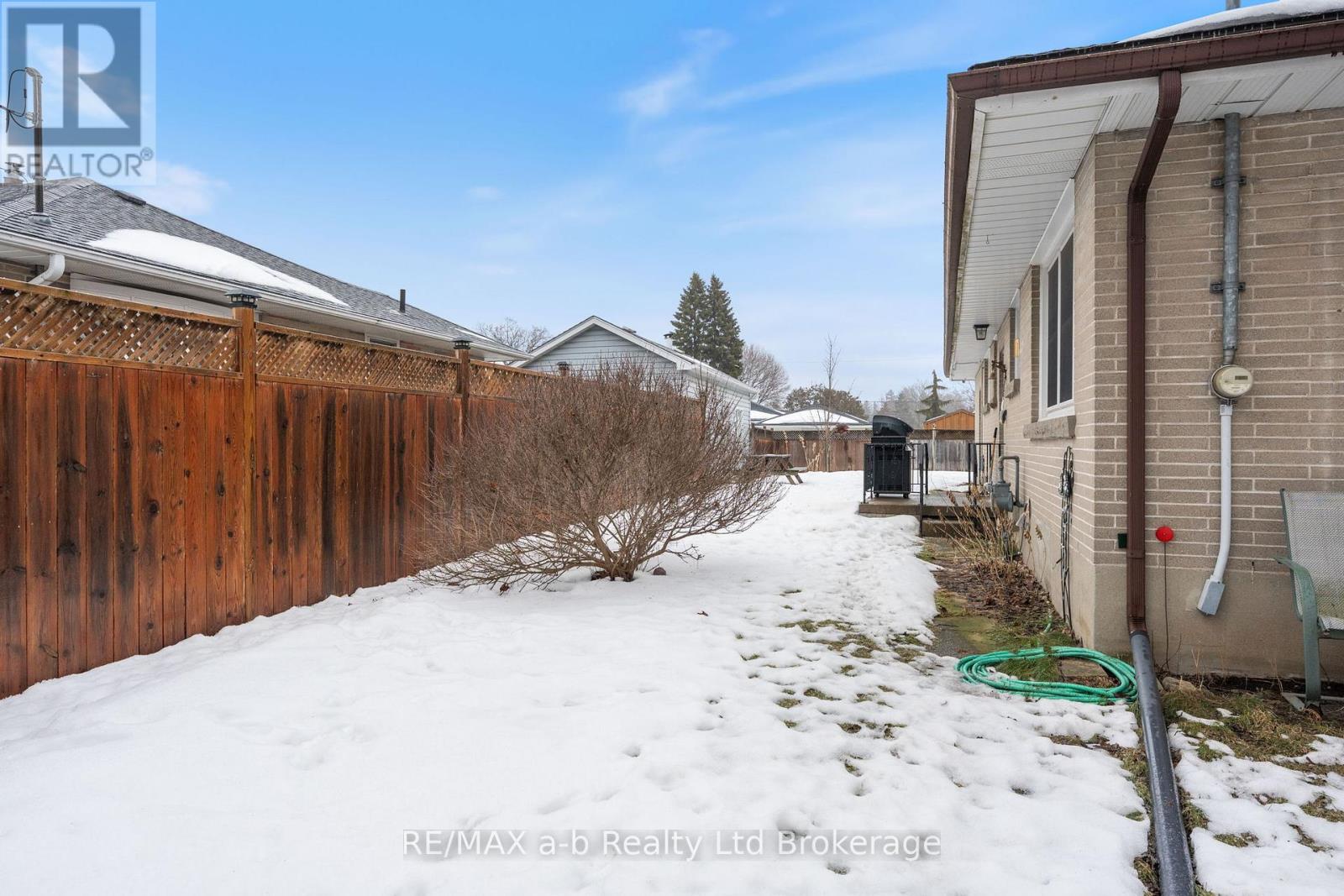 537 Fair Street, Woodstock (Woodstock - North), Ontario  N4S 5V1 - Photo 17 - X12806026