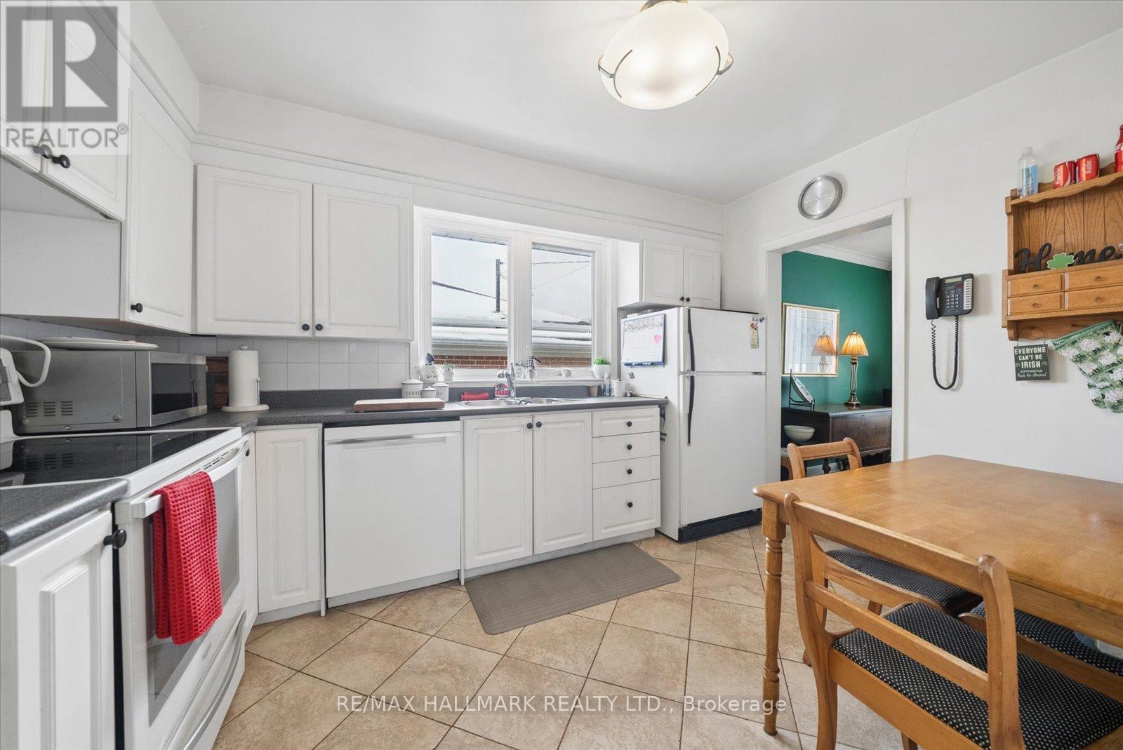 7 Rutledge Avenue, Toronto (Eglinton East), Ontario  M1K 3X5 - Photo 11 - E12805910