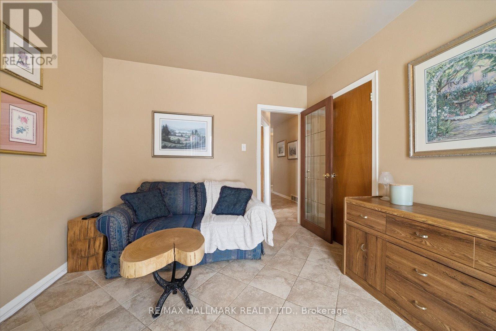 7 Rutledge Avenue, Toronto (Eglinton East), Ontario  M1K 3X5 - Photo 15 - E12805910