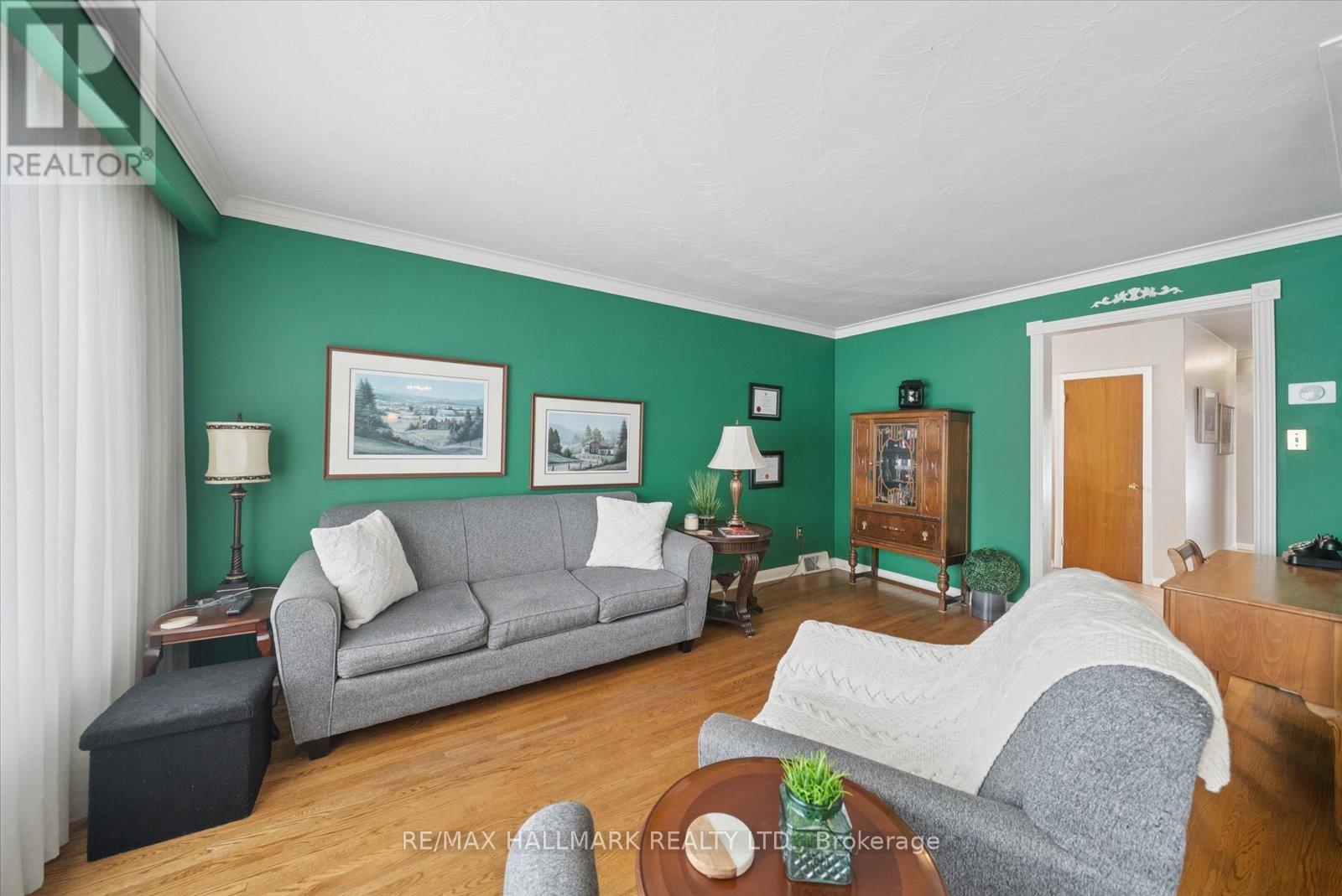 7 Rutledge Avenue, Toronto (Eglinton East), Ontario  M1K 3X5 - Photo 4 - E12805910