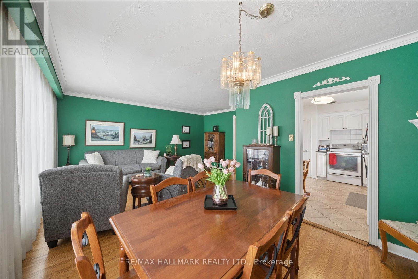 7 Rutledge Avenue, Toronto (Eglinton East), Ontario  M1K 3X5 - Photo 8 - E12805910