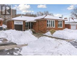 7 RUTLEDGE AVENUE, Toronto, Ontario
