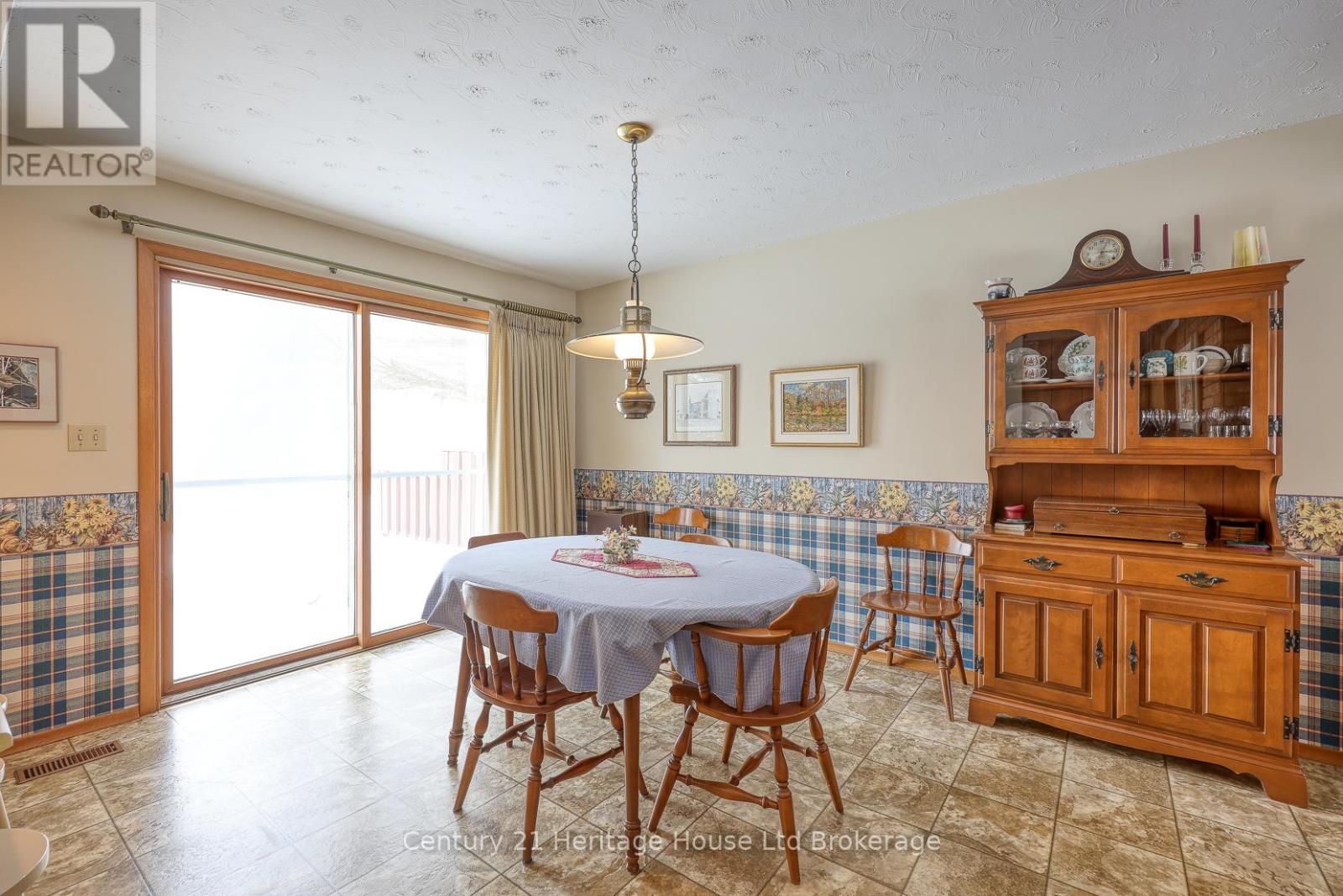 806019 Oxford Rd 29 Road S, Blandford-Blenheim, Ontario  N0J 1M0 - Photo 7 - X12806078