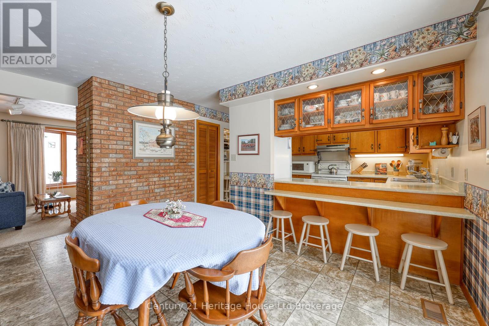 806019 Oxford Rd 29 Road S, Blandford-Blenheim, Ontario  N0J 1M0 - Photo 9 - X12806078