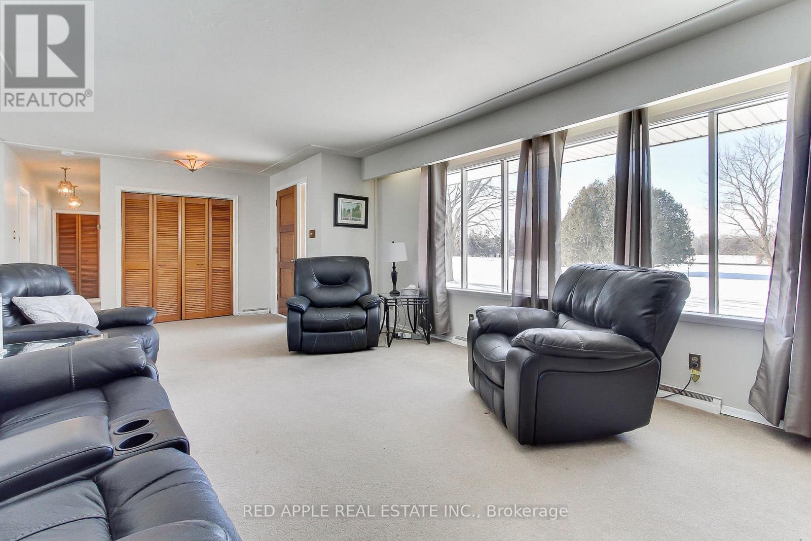 24187 Warden Avenue, Georgina, Ontario  L4P 3E9 - Photo 11 - N12805884