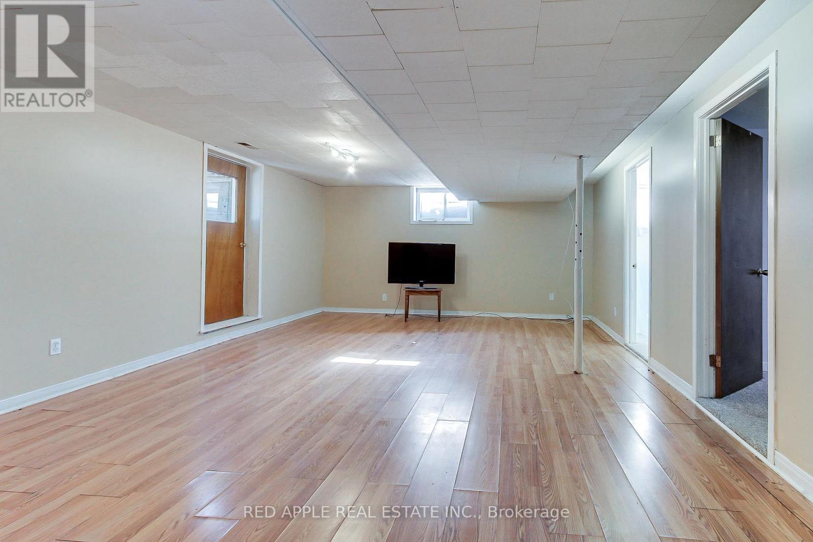 24187 Warden Avenue, Georgina, Ontario  L4P 3E9 - Photo 20 - N12805884