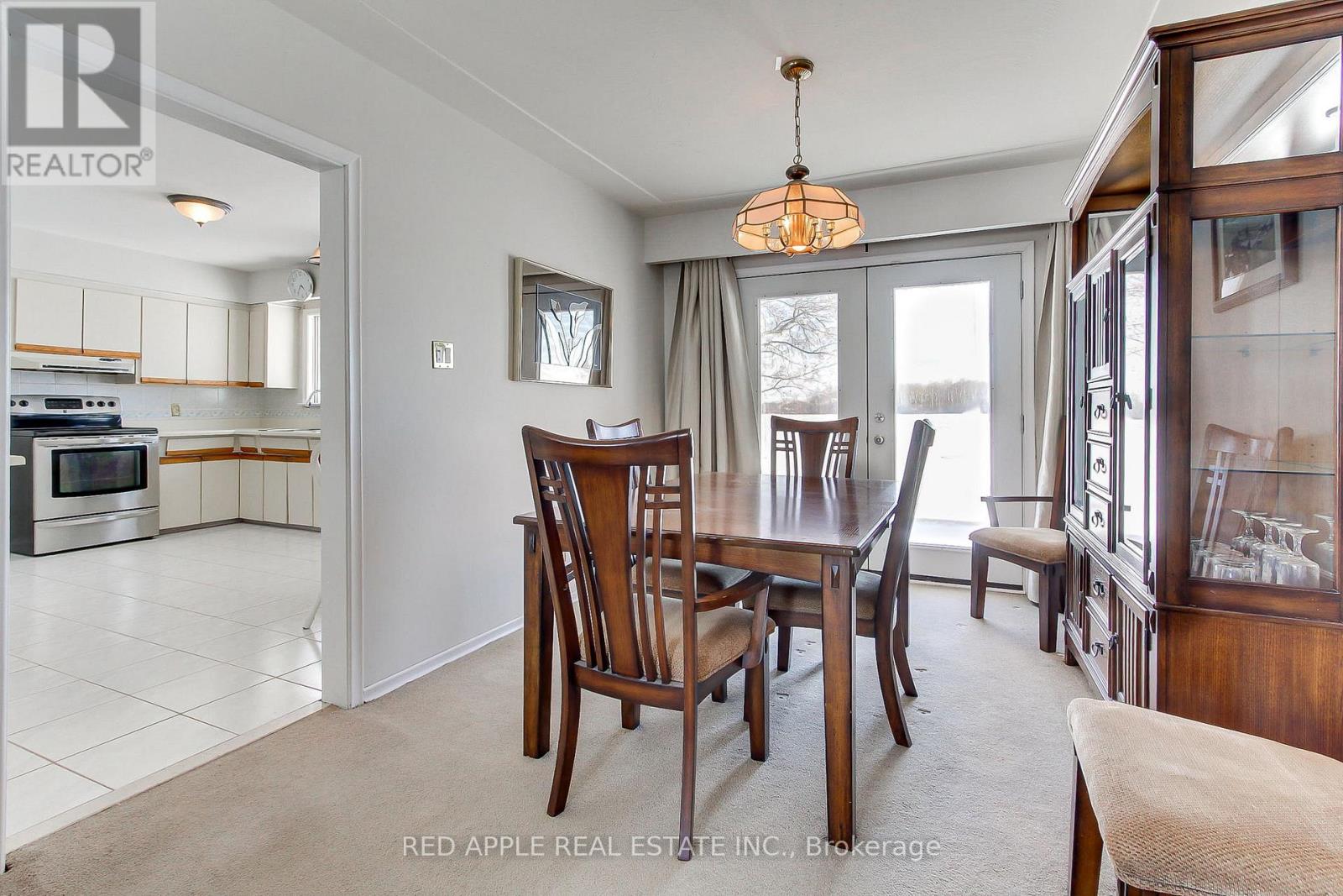 24187 Warden Avenue, Georgina, Ontario  L4P 3E9 - Photo 8 - N12805884