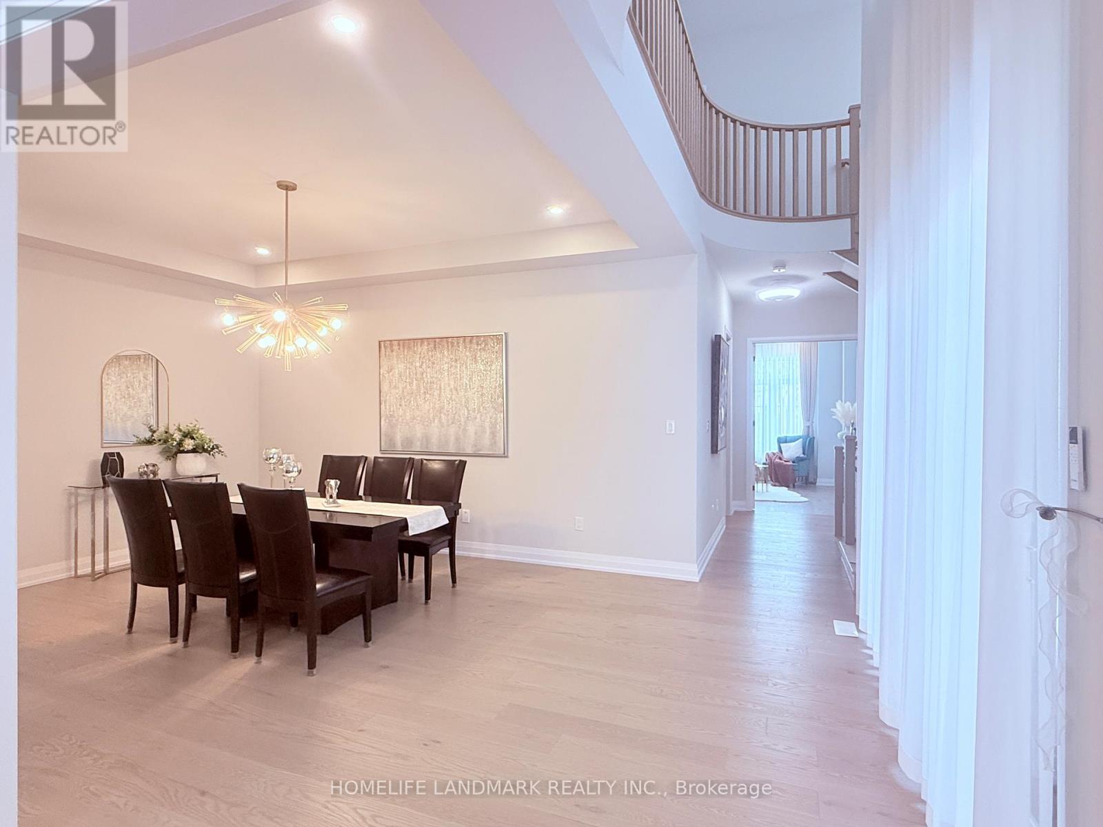 37 Wallace Merchant Court, Aurora (Aurora Highlands), Ontario  L4A 4A5 - Photo 10 - N12806018