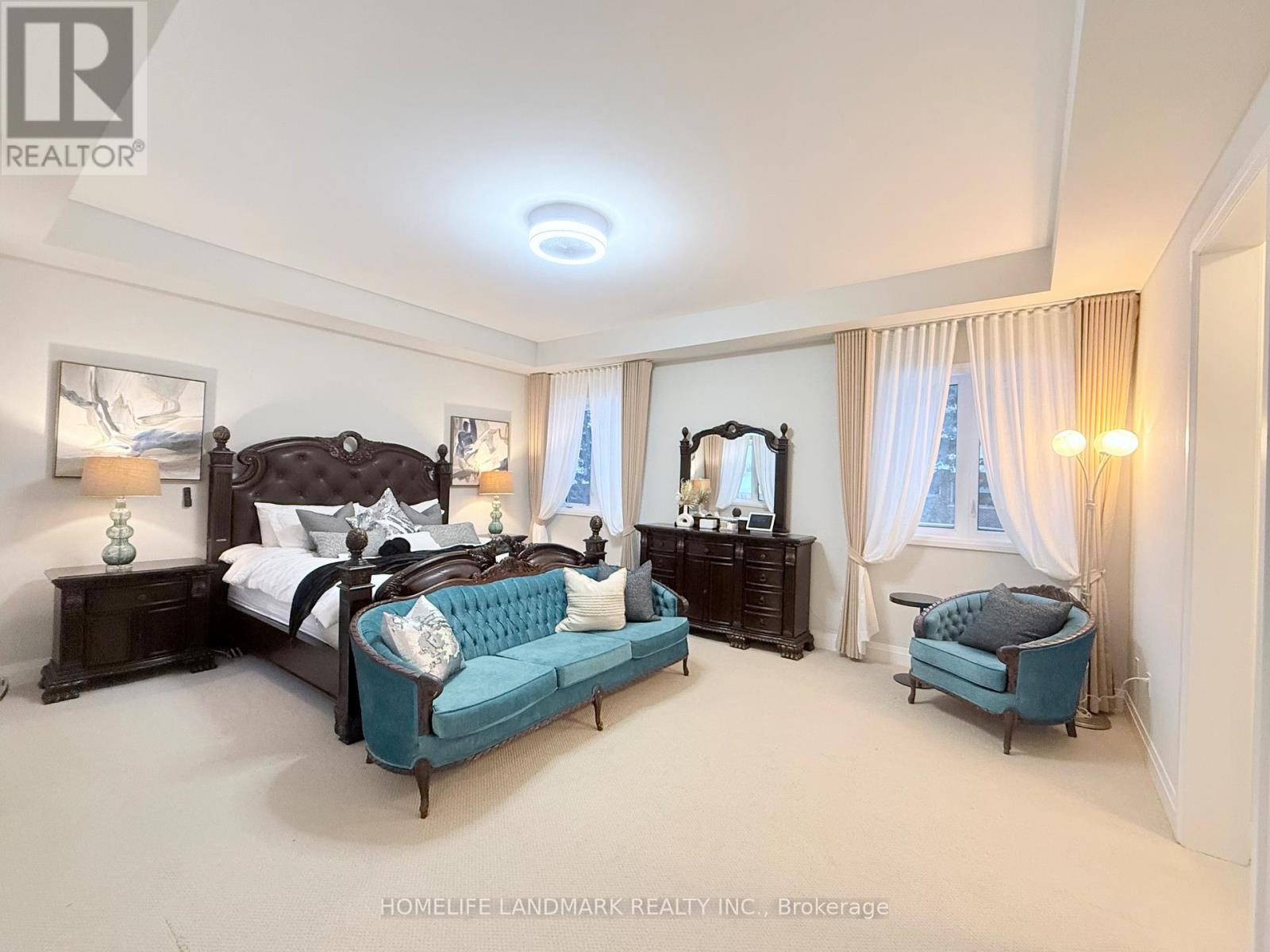 37 Wallace Merchant Court, Aurora (Aurora Highlands), Ontario  L4A 4A5 - Photo 31 - N12806018