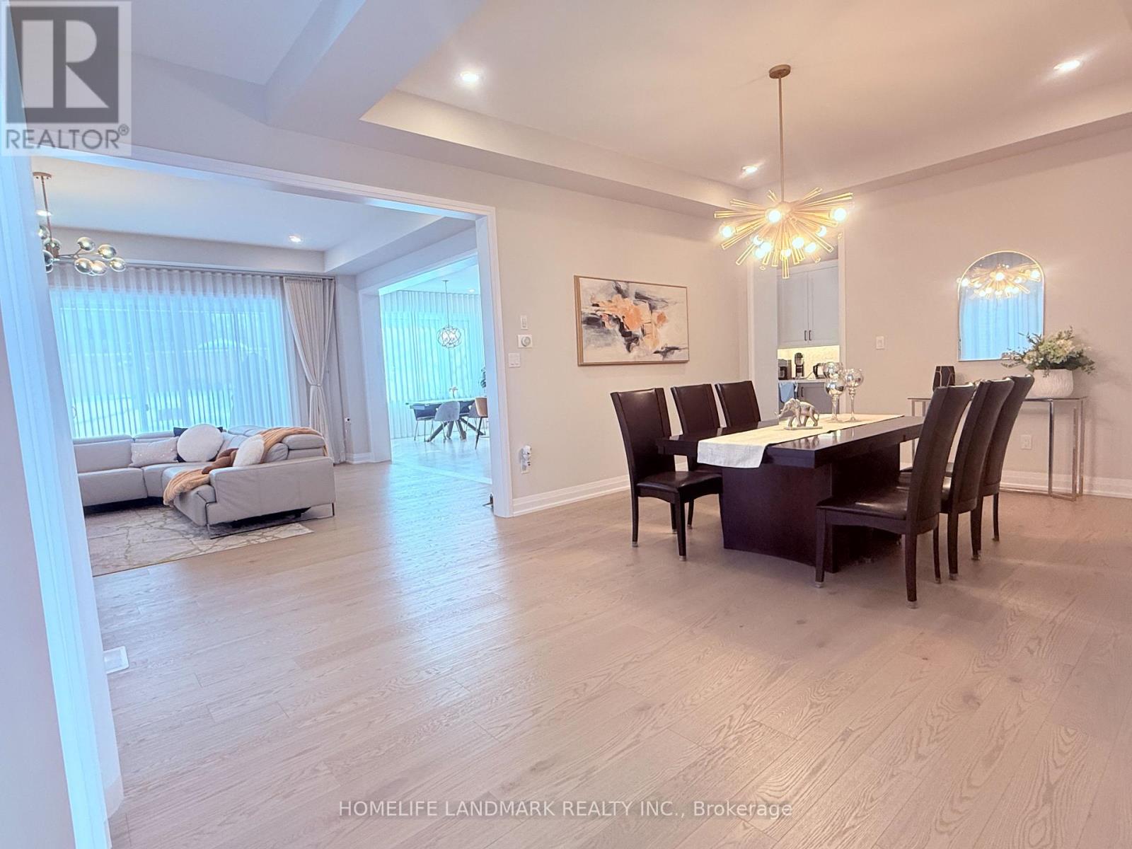 37 Wallace Merchant Court, Aurora (Aurora Highlands), Ontario  L4A 4A5 - Photo 9 - N12806018