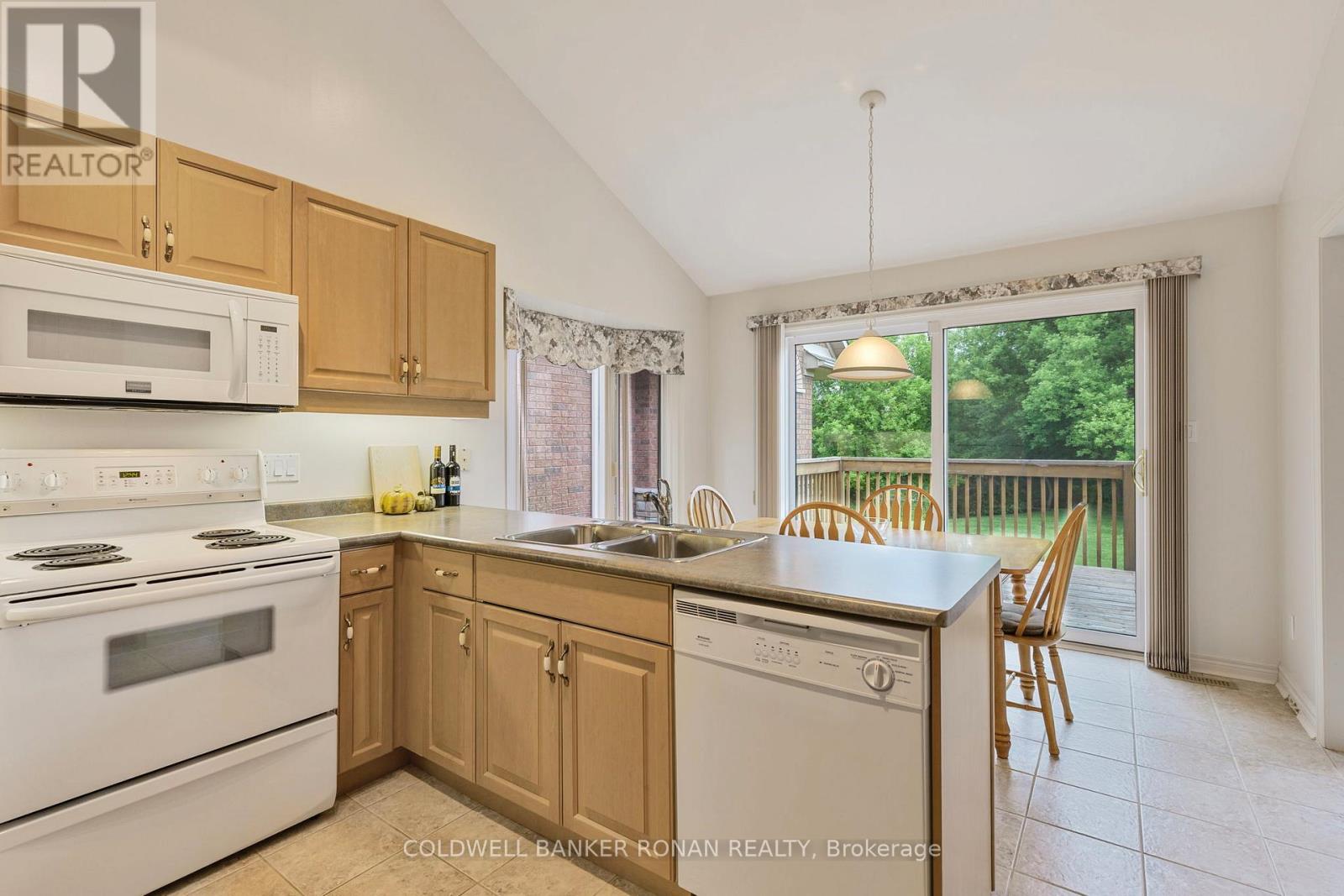 39 Bella Vista Trail, New Tecumseth (Alliston), Ontario  L9R 2B3 - Photo 16 - N12806040