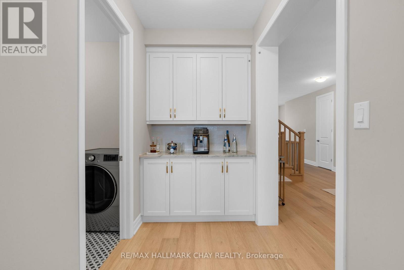 721 Mika Street, Innisfil, Ontario  L9S 0R8 - Photo 11 - N12806042