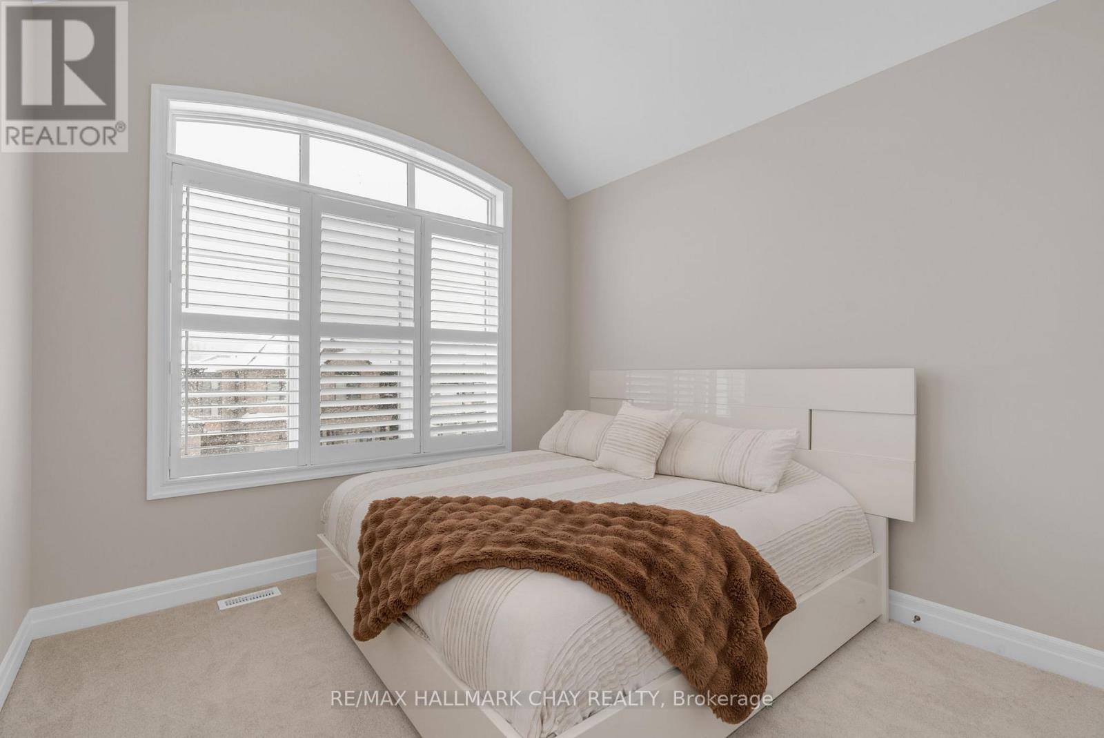 721 Mika Street, Innisfil, Ontario  L9S 0R8 - Photo 20 - N12806042