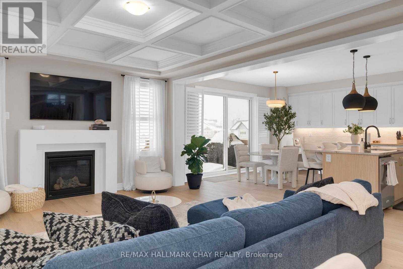 721 Mika Street, Innisfil, Ontario  L9S 0R8 - Photo 6 - N12806042