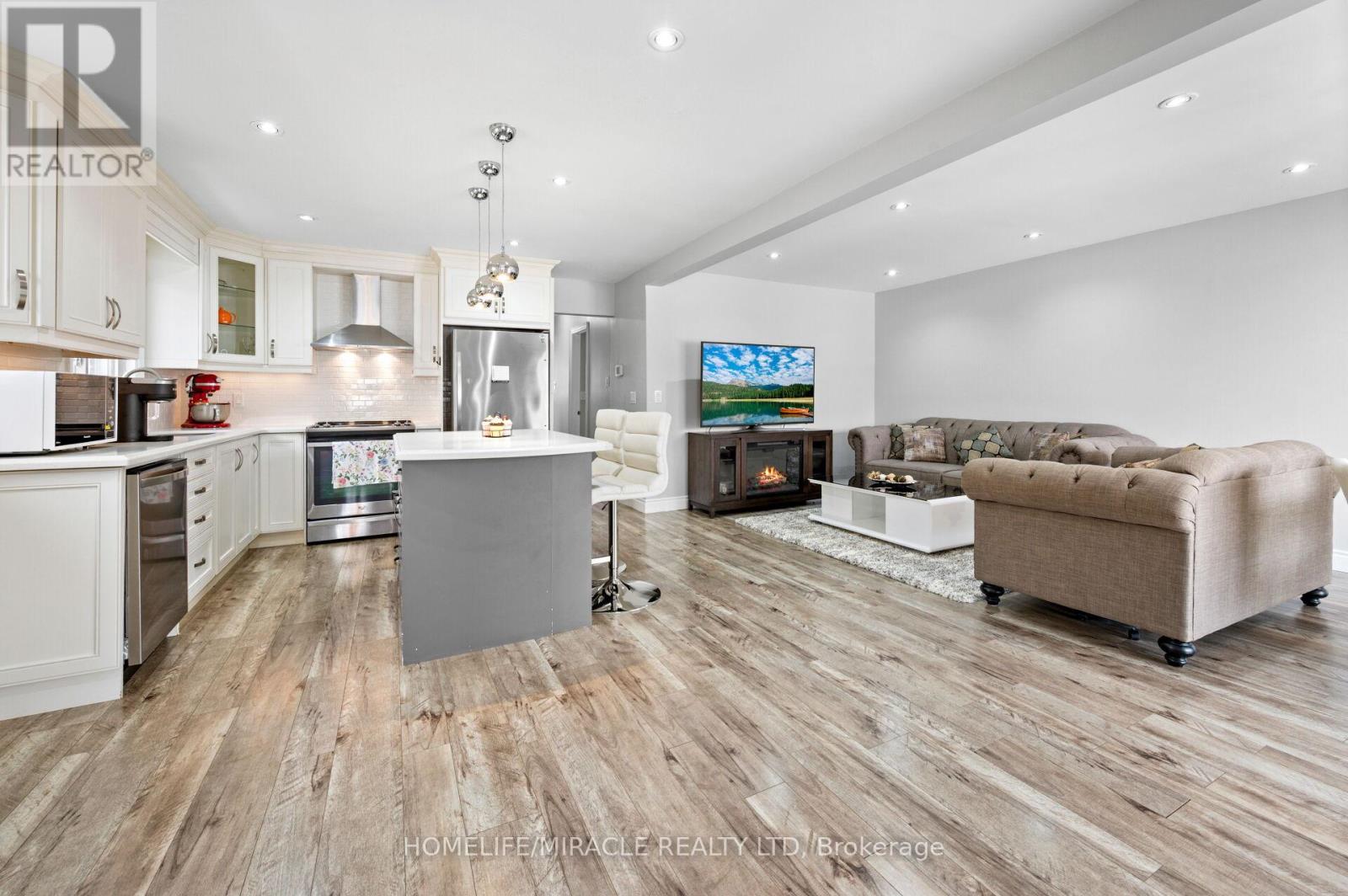 3 Agincourt Road, Vaughan, Ontario  L4L 2Z7 - Photo 10 - N12806048