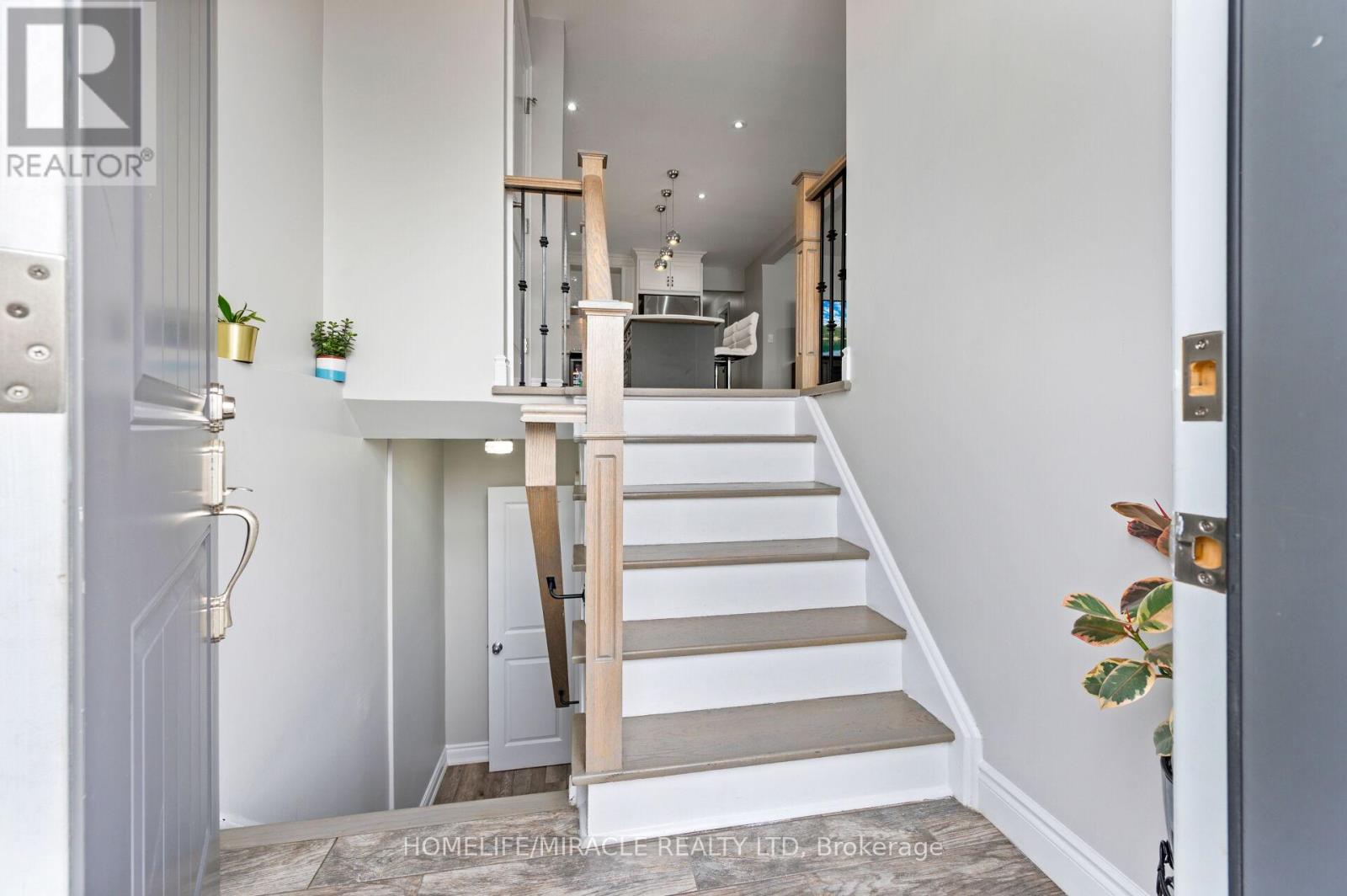 3 Agincourt Road, Vaughan, Ontario  L4L 2Z7 - Photo 9 - N12806048