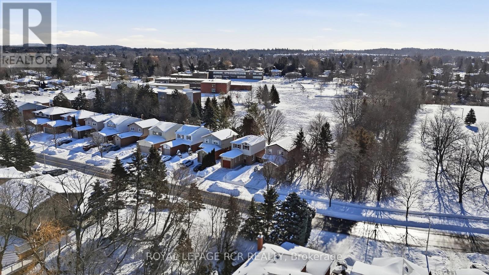 59 Seaton Drive, Aurora (Aurora Highlands), Ontario  L4G 3W9 - Photo 5 - N12806066