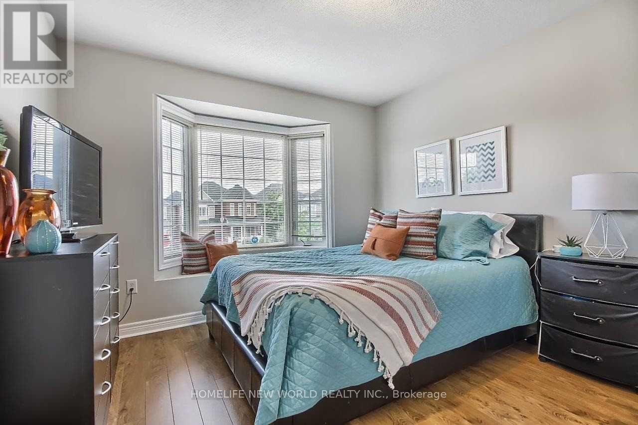 732 Millard Street, Whitchurch-Stouffville, Ontario  L4A 0B3 - Photo 14 - N12806072