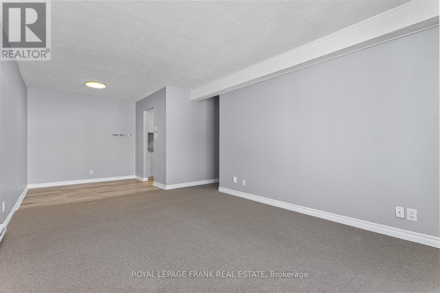 305 - 25 College Street E, Belleville, Ontario  K8P 2E3 - Photo 5 - X12720234