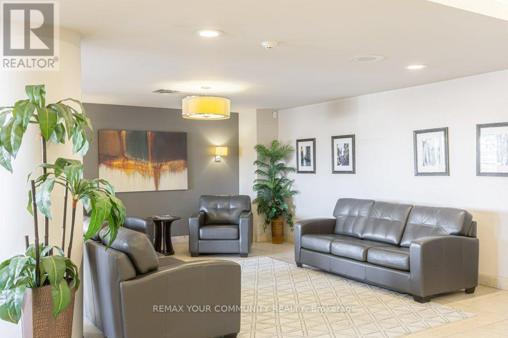 109 - 2500 Rutherford Road, Vaughan, Ontario  L4K 5N7 - Photo 5 - N12804964