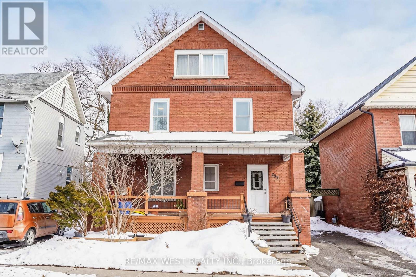 235 Dearborn Avenue, Oshawa, Ontario  L1G 4Z3 - Photo 2 - E12795756