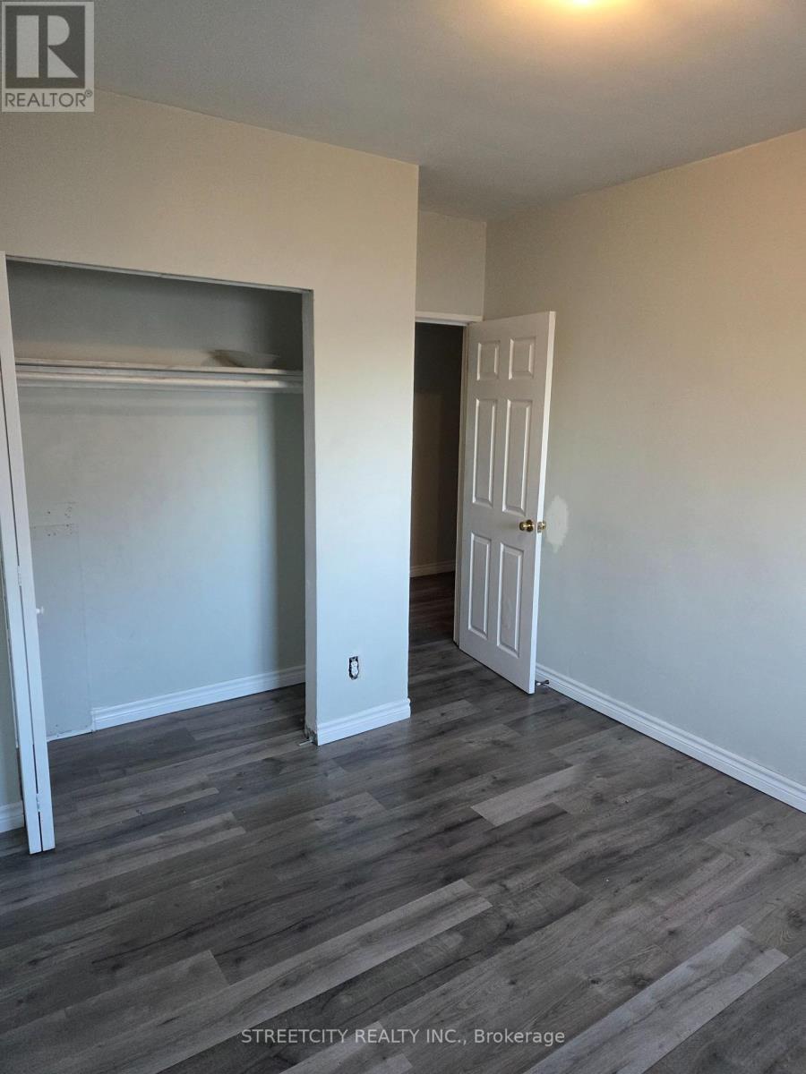 34 - 220 Ashland Avenue, London East (East M), Ontario  N5W 4E4 - Photo 17 - X12777306