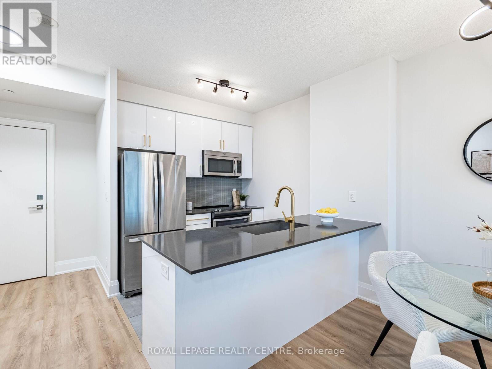 809 - 4011 Brickstone Mews, Mississauga (City Centre), Ontario  L5B 0G3 - Photo 23 - W12805900