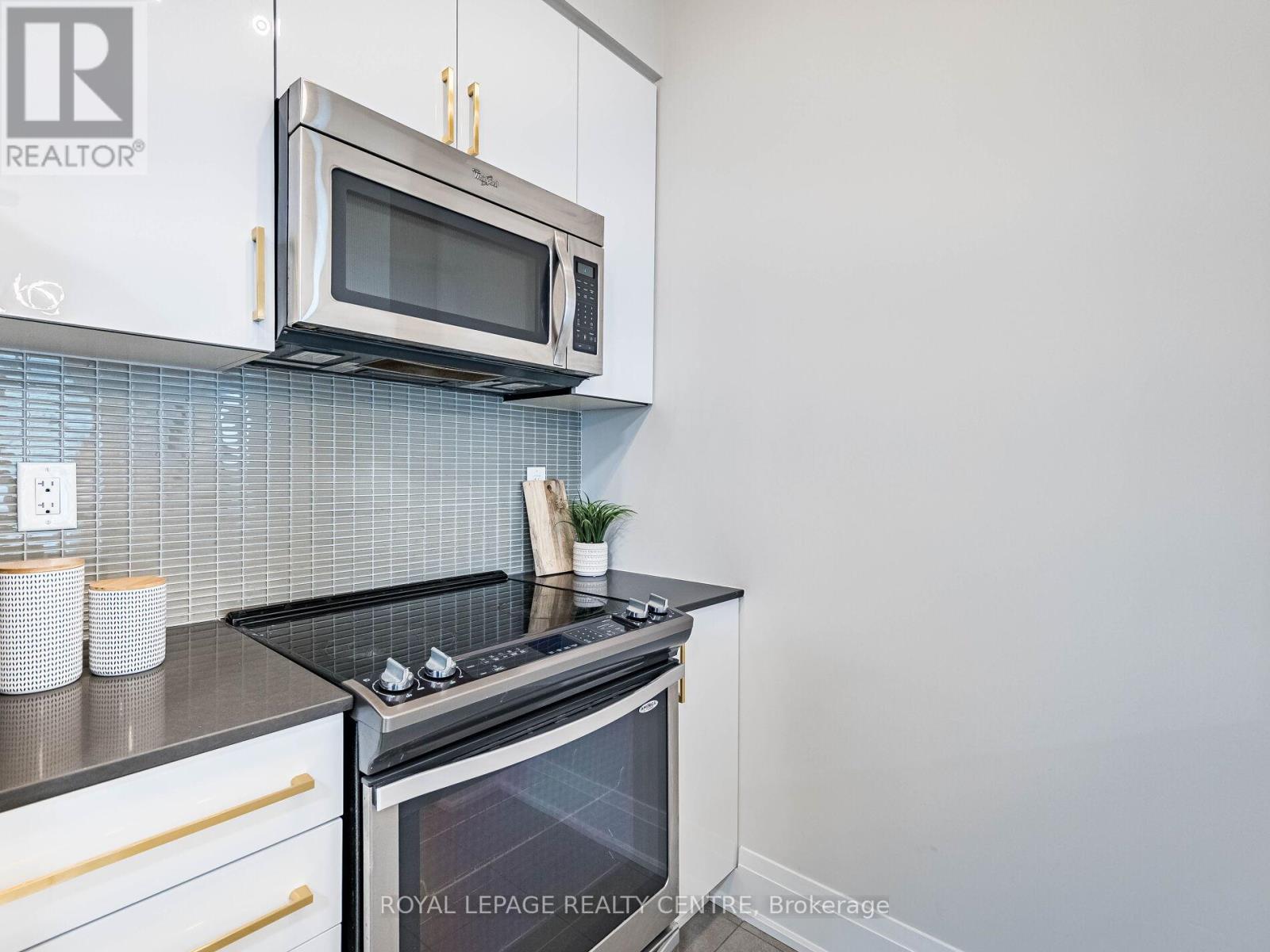 809 - 4011 Brickstone Mews, Mississauga (City Centre), Ontario  L5B 0G3 - Photo 28 - W12805900