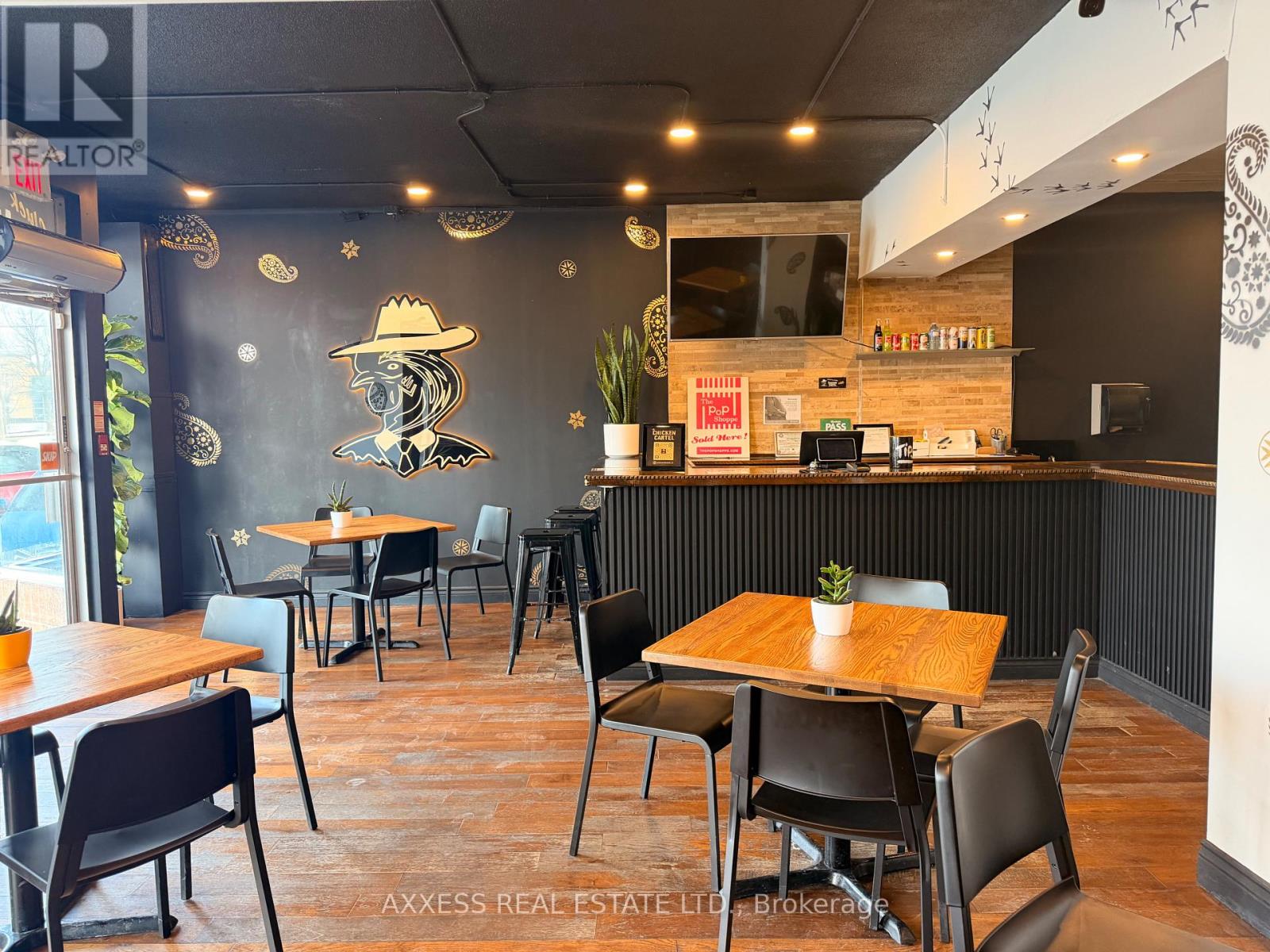 3747 LAKE SHORE BOULEVARD W, toronto (long branch), Ontario