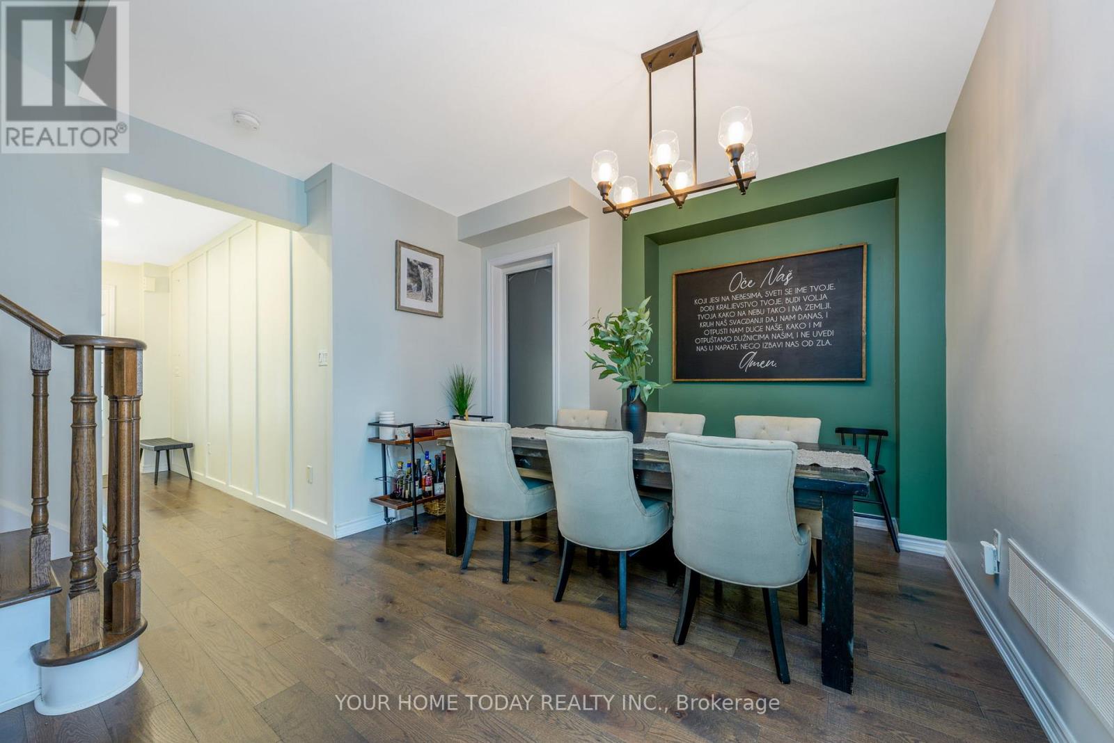 37 Ridgegate Crescent, Halton Hills (Georgetown), Ontario  L7G 0L6 - Photo 4 - W12805918