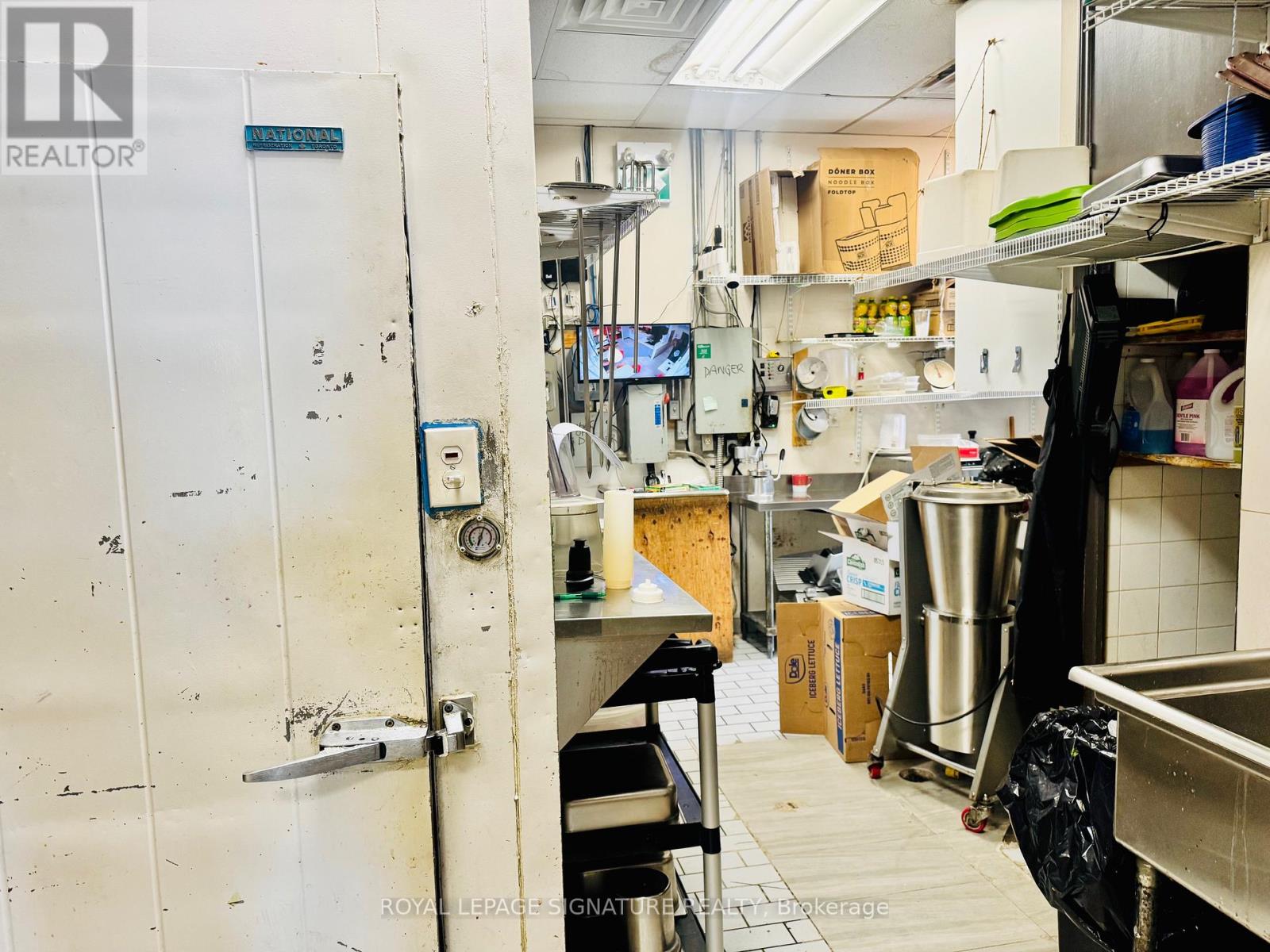 A3 - 755 Dundas Street W, Mississauga (Mavis-Erindale), Ontario  L5C 3B6 - Photo 13 - W12805932